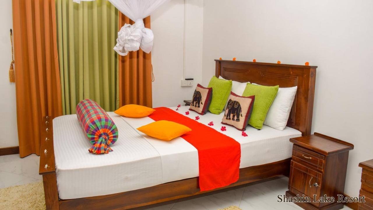 Shashin Lake Resort Dambulla Exterior foto