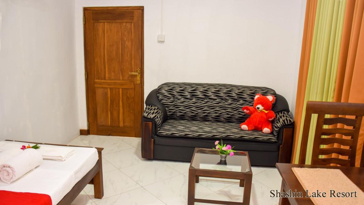 Shashin Lake Resort Dambulla Exterior foto